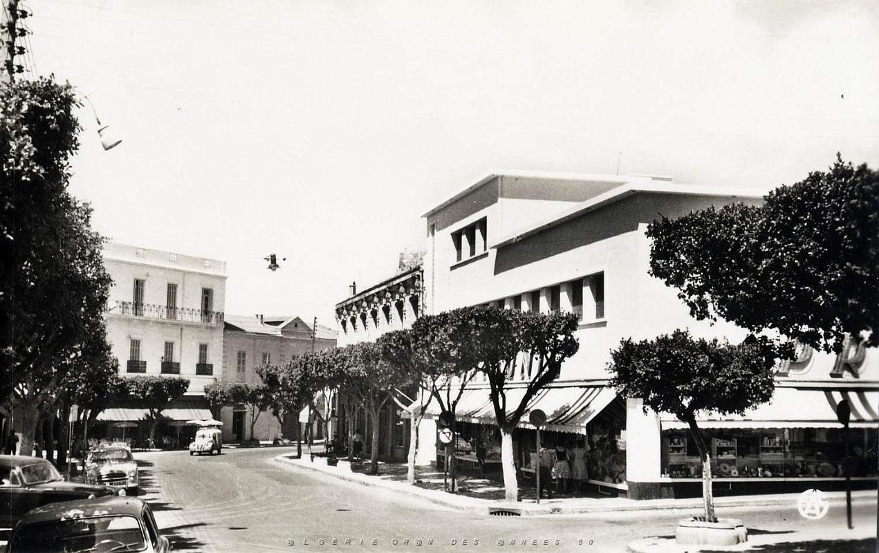 Relizane 513- Bd Victor Hugo- Prisunic COLLECTION DES AMIS DE ND DE SANTA CRUZ.jpg